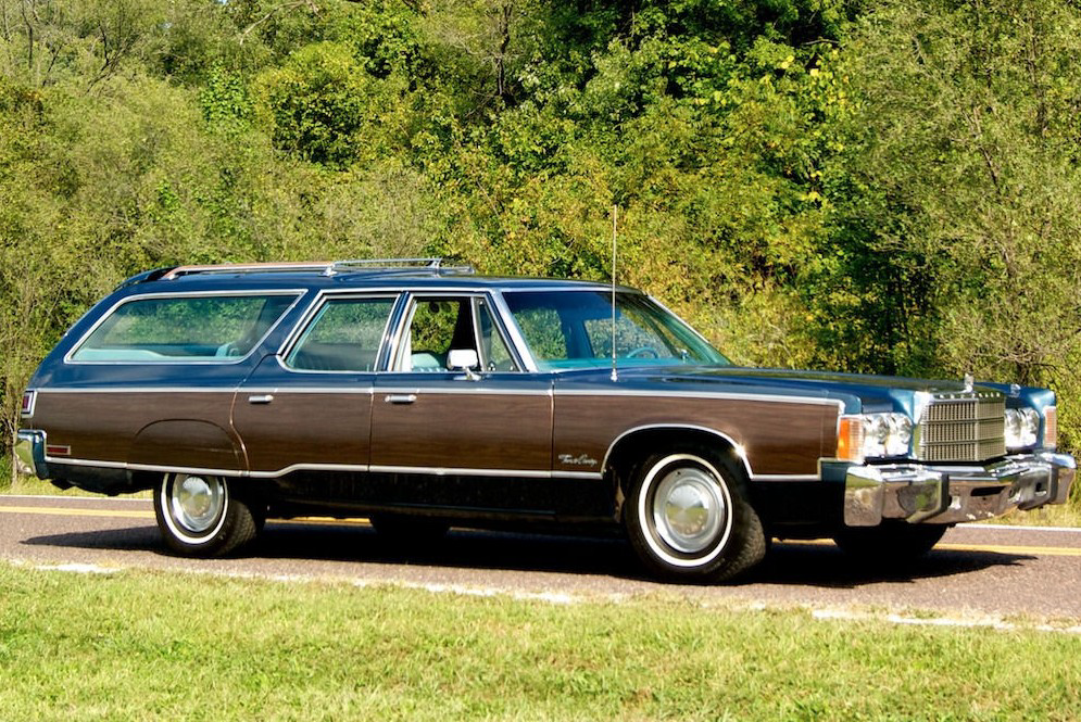 Classic Wagon 1977 Chrysler Town & Country