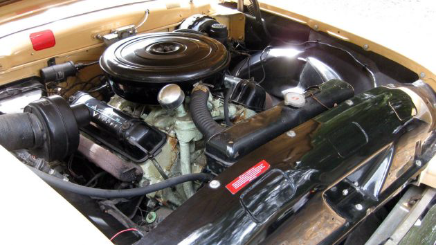 1956-lincoln-premiere-engine