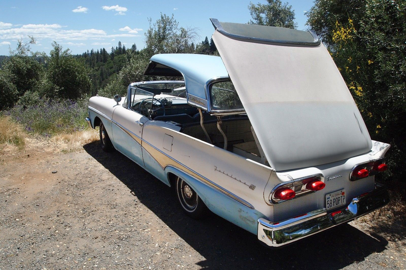 051918 1958 Ford Fairlane 500 Skyliner 2 Barn Finds