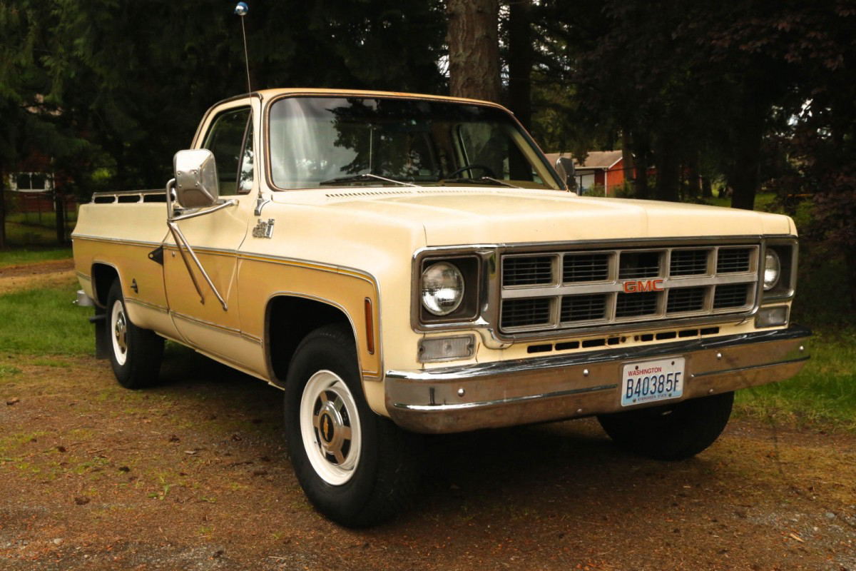 061318 1977 GMC Sierra 2500 2 Barn Finds