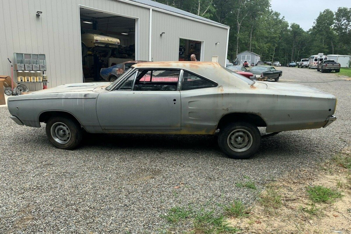 Dodge Coronet Super Bee Barn Finds