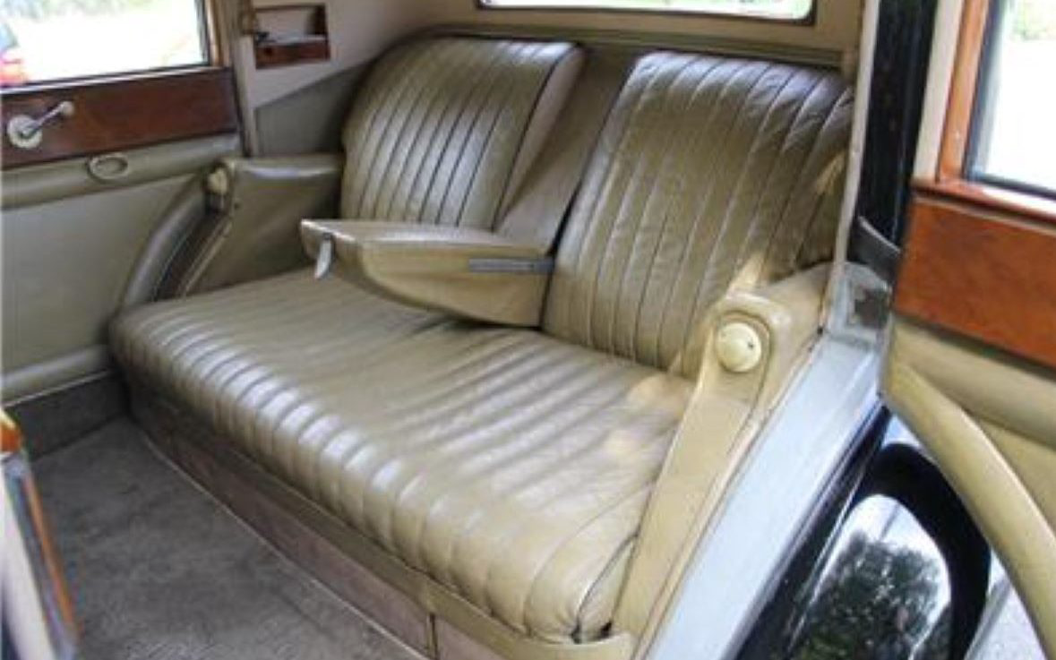 1930 Rolls Royce Interior2 Barn Finds