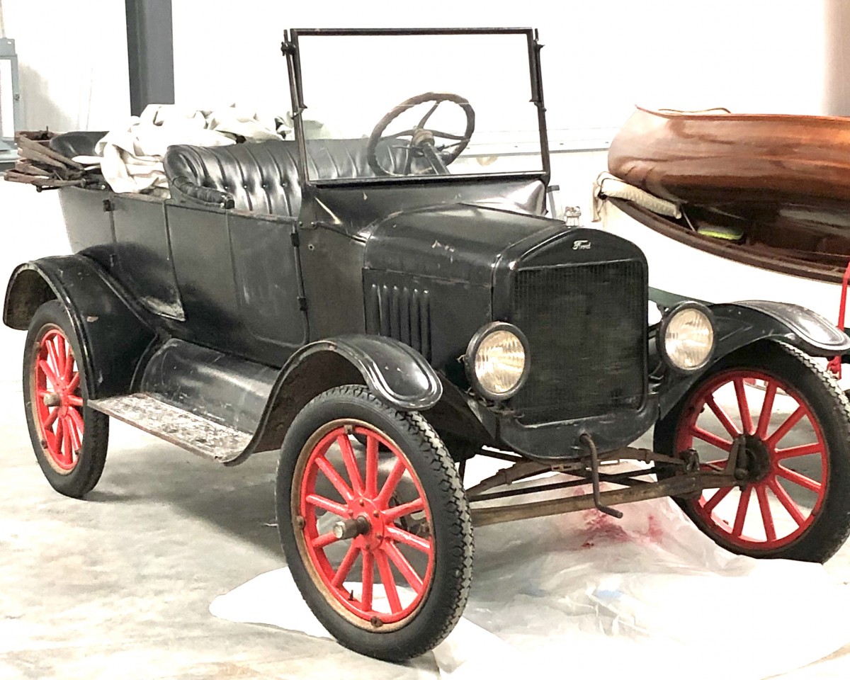 Ford Touring Barn Finds