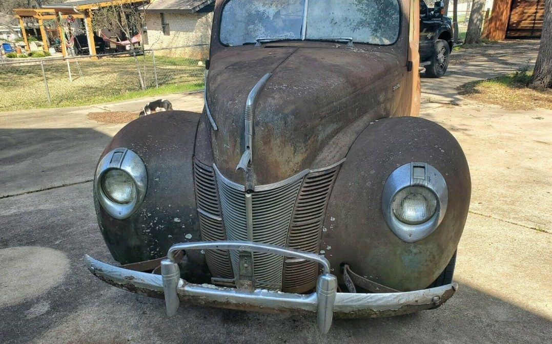 Ford Deluxe Front Barn Finds