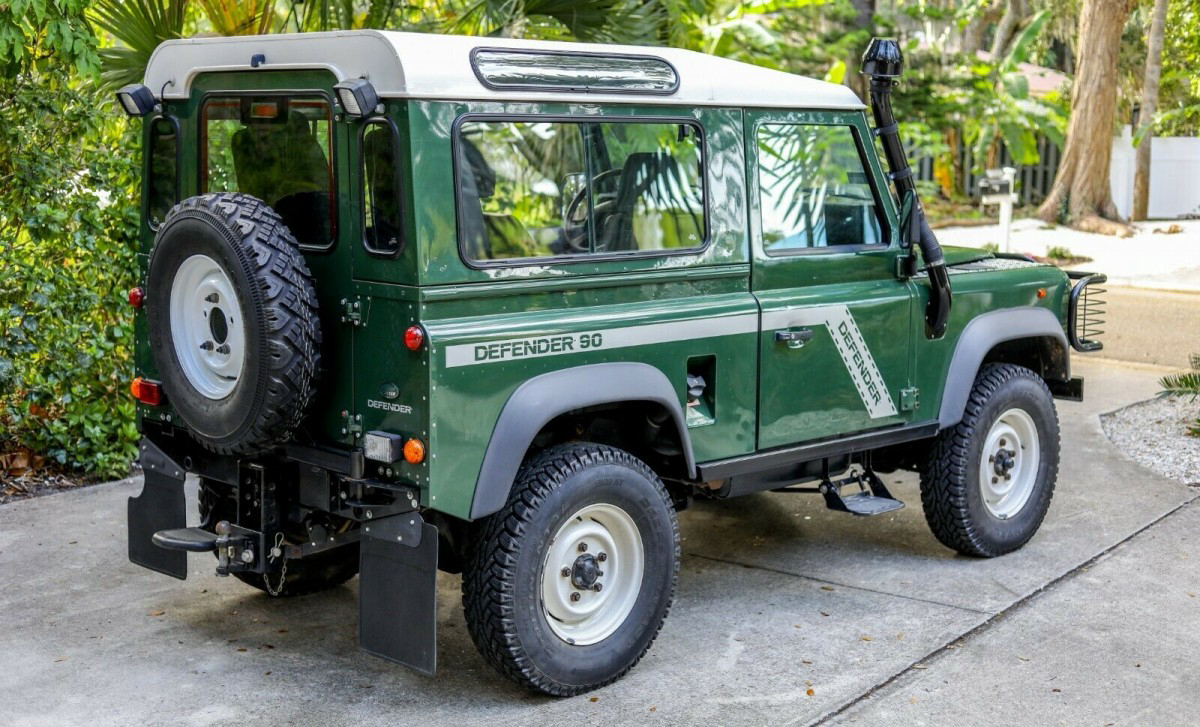 1994 Land Rover Defender 90 Photo 6 Barn Finds