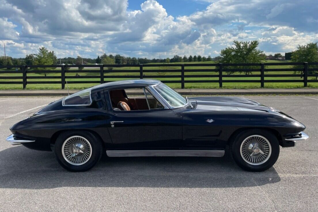 1963 Chevrolet Corvette Split Window 2 Barn Finds