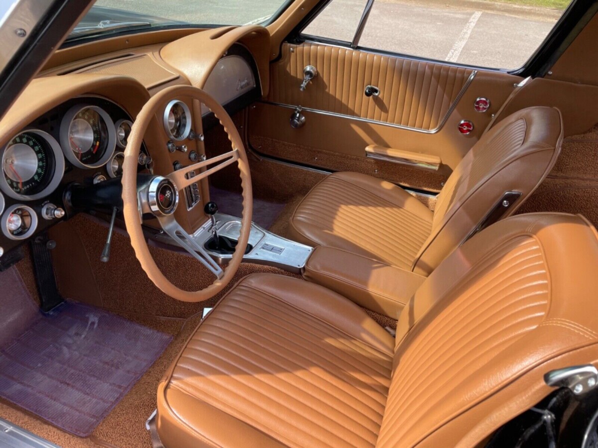 Chevrolet Corvette Split Window Barn Finds