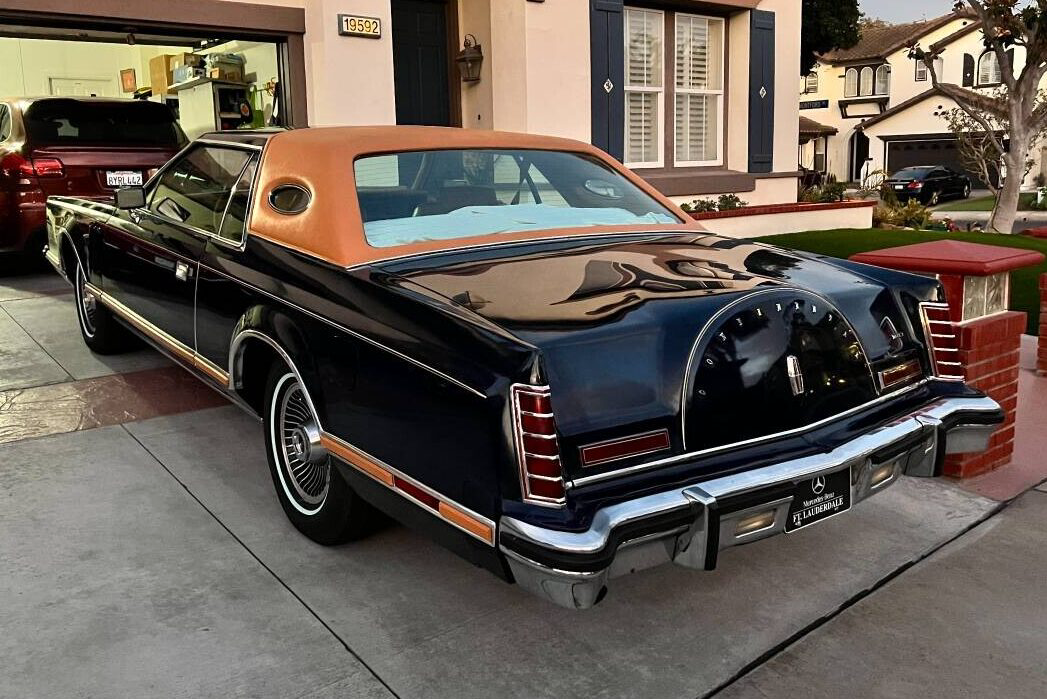 Lincoln Mark V Bill Blass Barn Finds