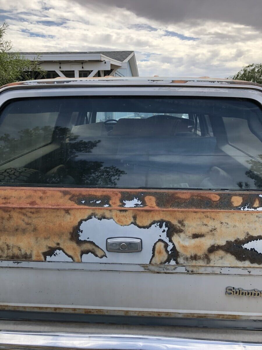 1982 Chevrolet Suburban 28 Barn Finds