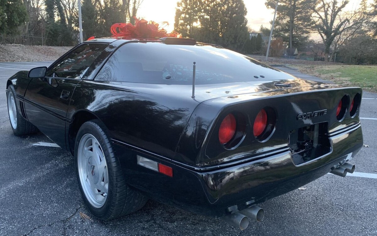 1989 Chevrolet Corvette Rear Barn Finds