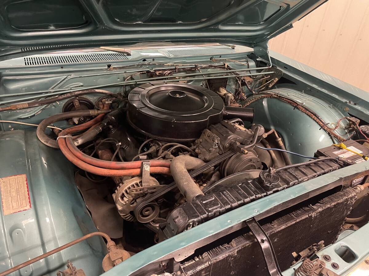 1968 Plymouth Fury III Photo 4 Barn Finds