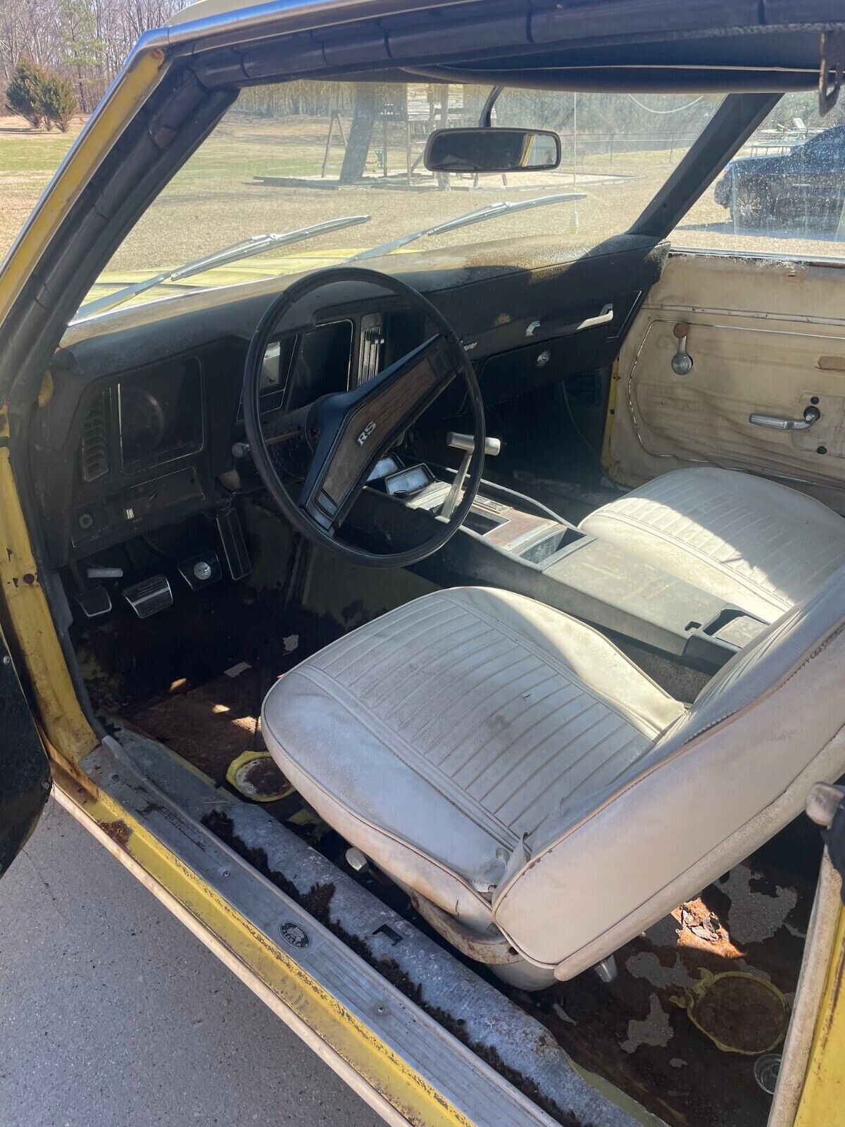 Chevrolet Camaro Rs Barn Finds