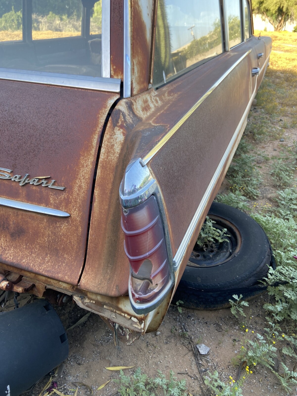 Pontiac Catalina Safari 5 Barn Finds