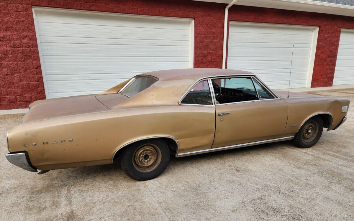 Pontiac Lemans Side Barn Finds