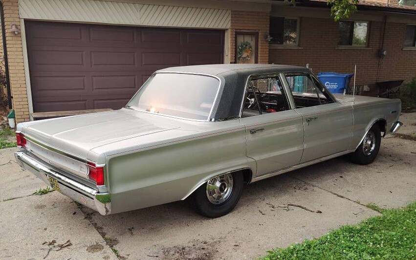 1967 Plymouth Belvedere II Side Barn Finds