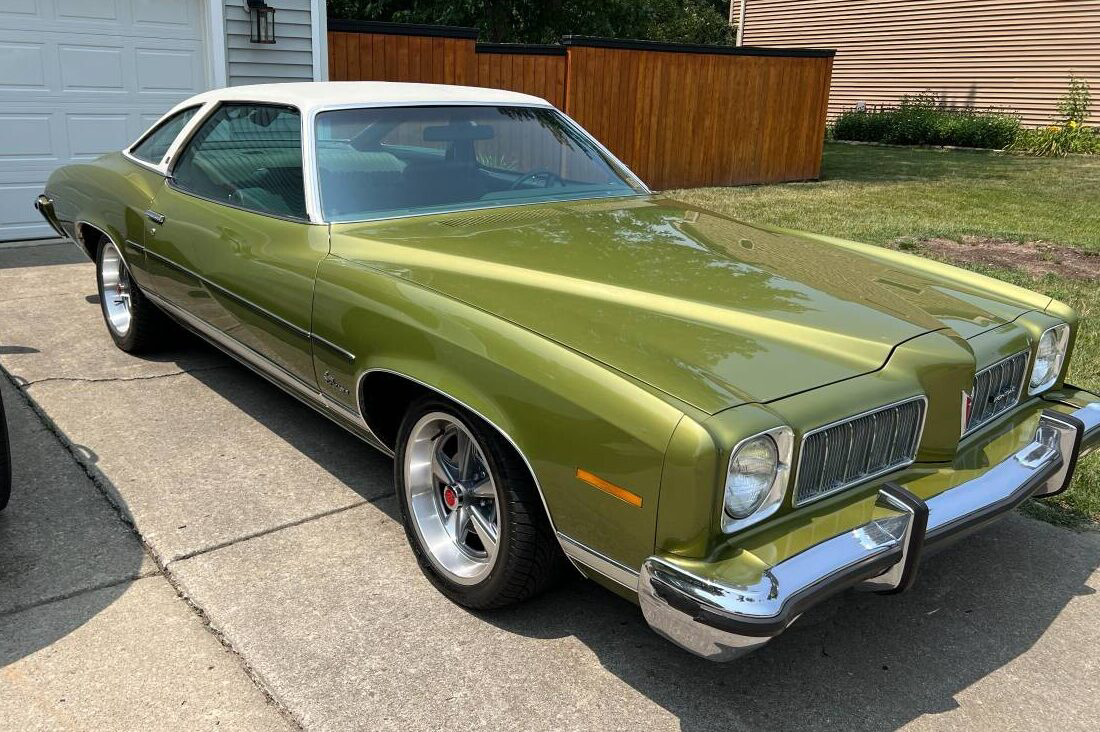 Pontiac Lemans Luxury Colonnade Barn Finds