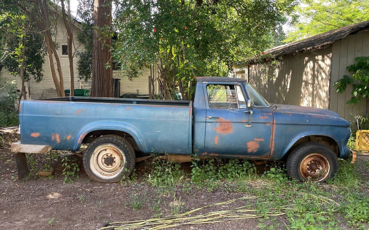 Studebaker Body Barn Finds