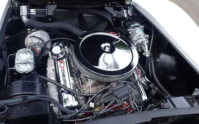 Chevrolet Corvette Engine Barn Finds