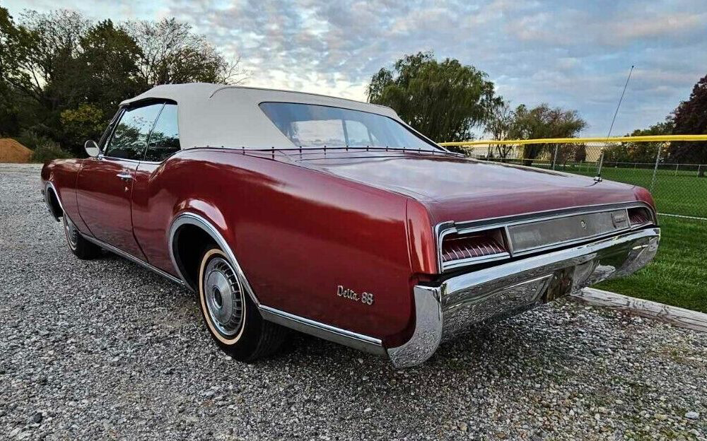 Oldsmobile Delta Barn Finds