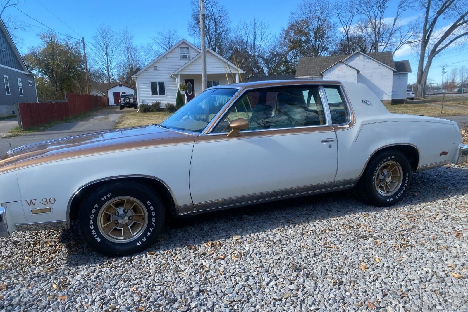 Oldsmobile Cutlass Hurst Olds Barn Finds