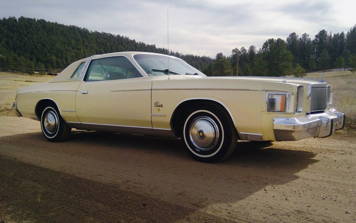 Soft Corinthian Velour! 1979 Chrysler Cordoba | Barn Finds