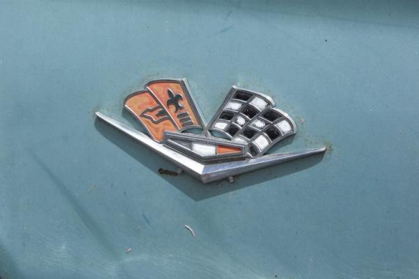 Emblem Chevy