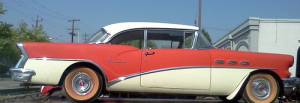 1956-buick-special-hardtop-side-view