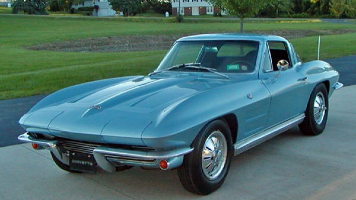 Survivor Sting-Ray: 1964 Corvette | Barn Finds