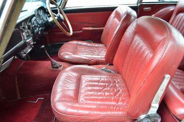 1965-aston-martin-DB5-seats