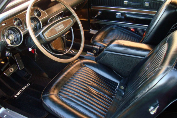 1968-Shelby-GT350-Convertible-interior
