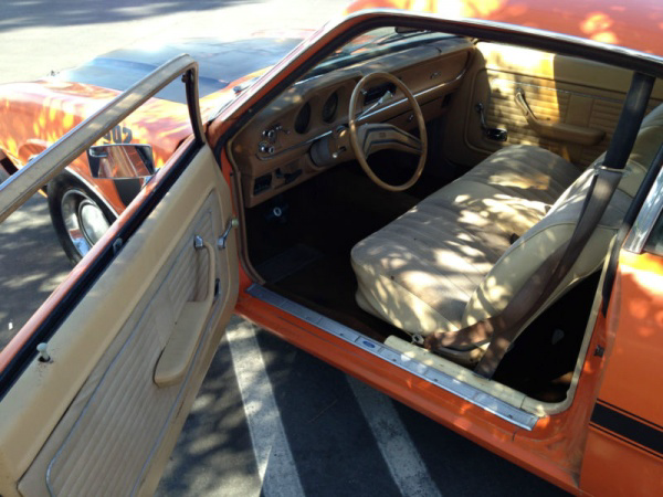 1975-ford-maverick-grabber-interior