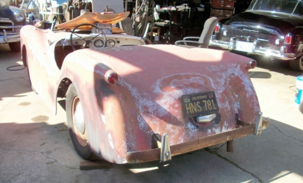 1940-american-bantam-custom-sports-car-rear-corner