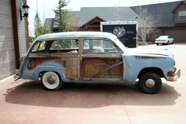 barn-wood-1951-ford-country-squire-side-view
