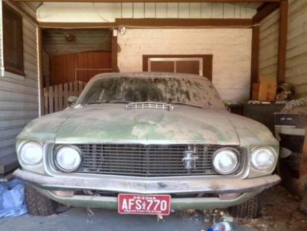 1969-ford-mustang-sportsroof-garage-find