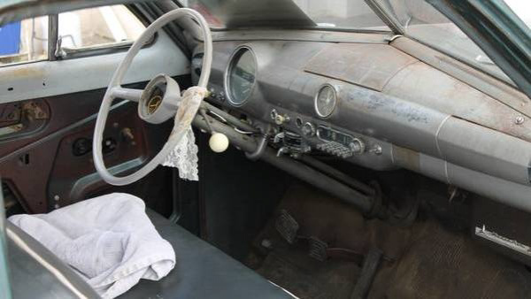 1950-shoebox-ford-interior