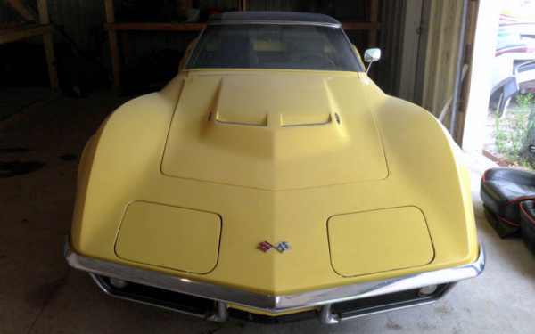 big-block-1969-corvette-stingray-front