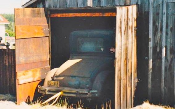 1927-essex-barn-find