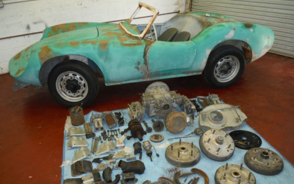1960-devin-d-with-spare-parts