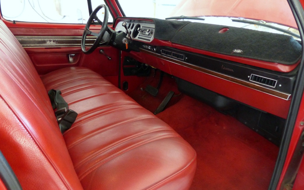 Lil Red Express interior
