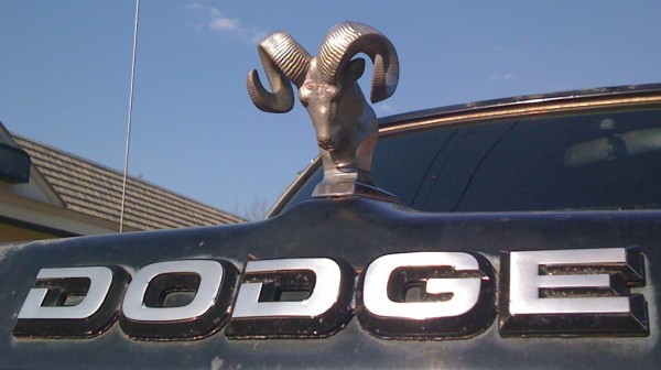 dodge-ram-ornament