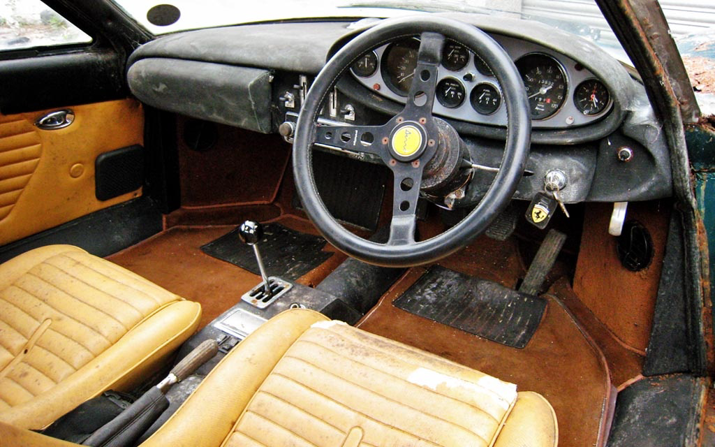 1973 Ferrari Dino interior