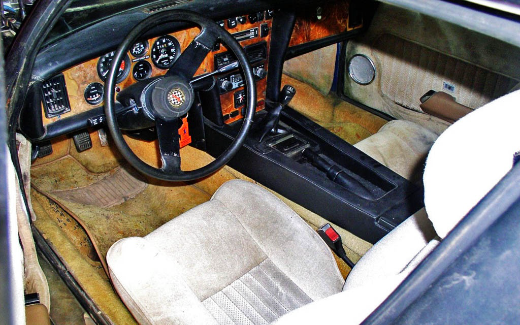 Jensen Healey GT interior