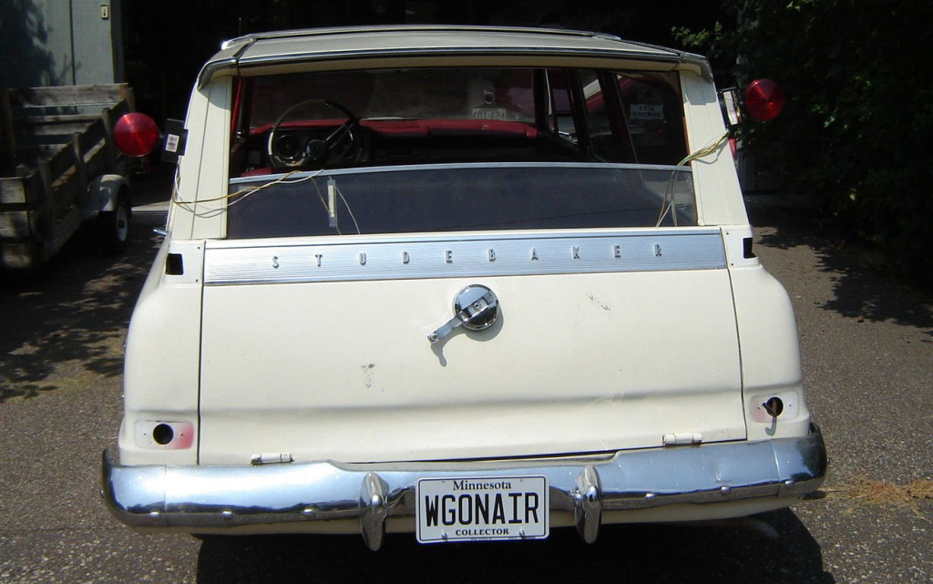 1963-studebaker-wagonaire-rear