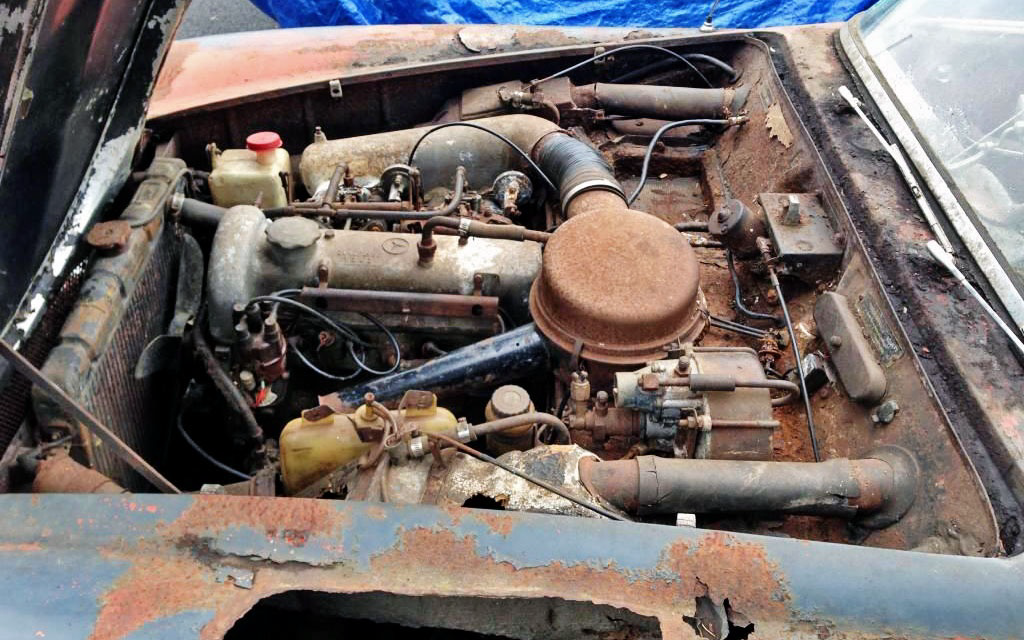 Mercedes 190sl Engine