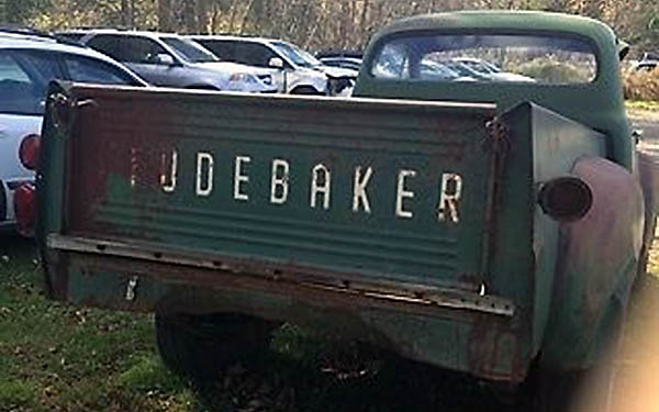 Studebaker E10 Truck