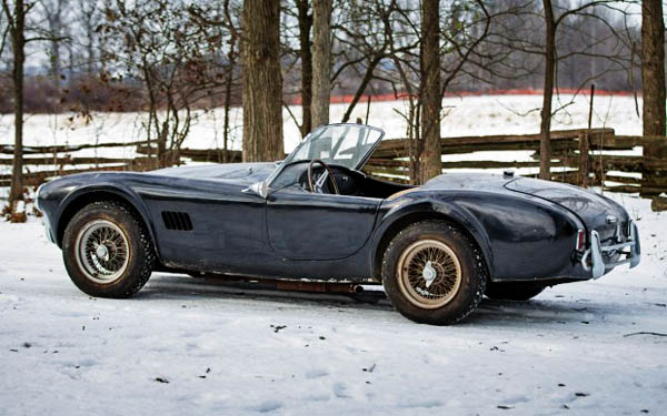 1964 Shelby Cobra in the Snow
