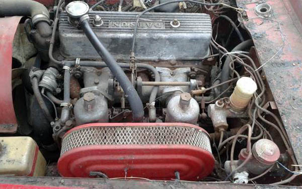 Datsun Fairlady Engine