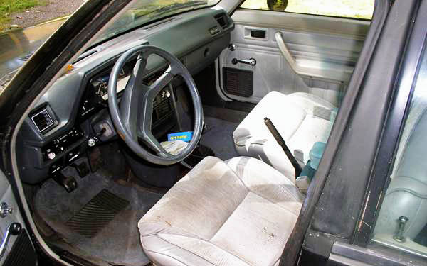 Dodge Omni GLH Interior