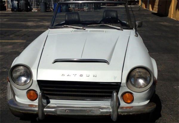 1969 Datsun 1600 Front End
