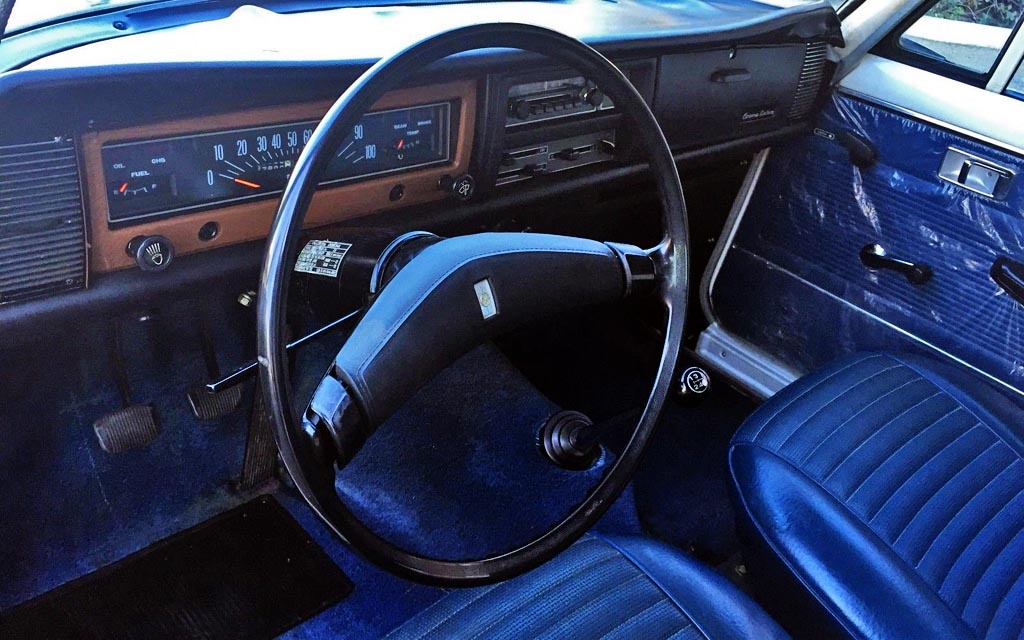 1970 Toyota Corona Interior